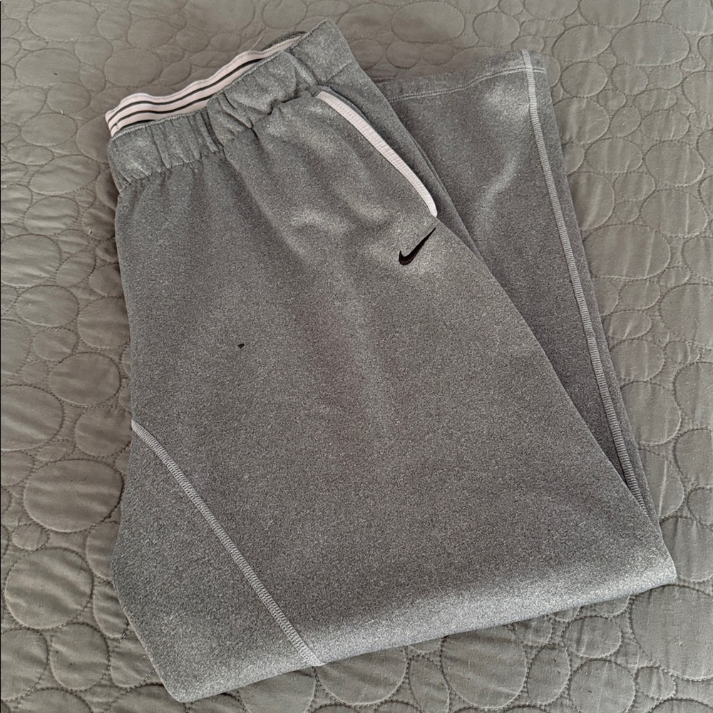 Nike Terry Lined Therma Fit Track Pants